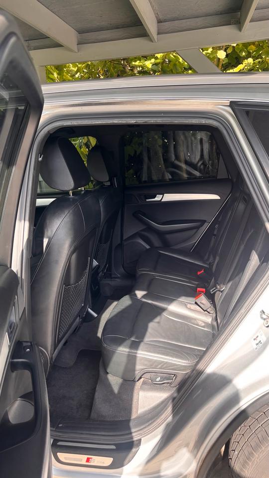 Audi Q5 2010 — photo 16