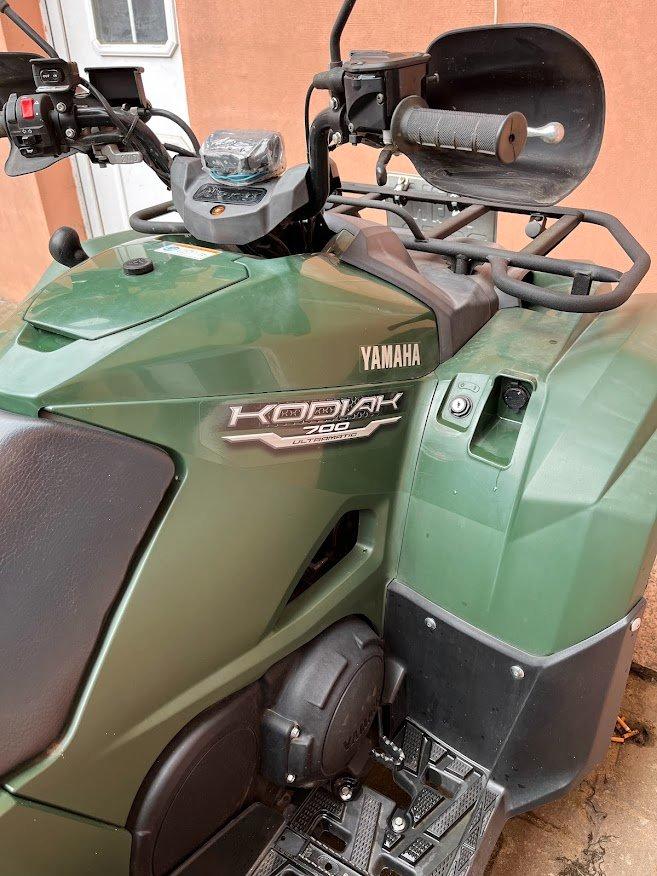 Yamaha YFM 700 Kodiak 03.11. 2015 — interior