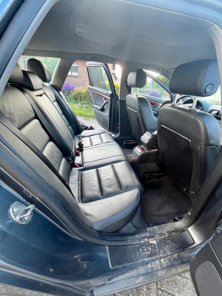 Audi A4 2004 — photo 6