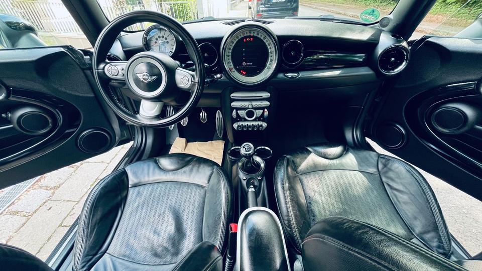Mini Cooper S Clubman 2009 — photo 7