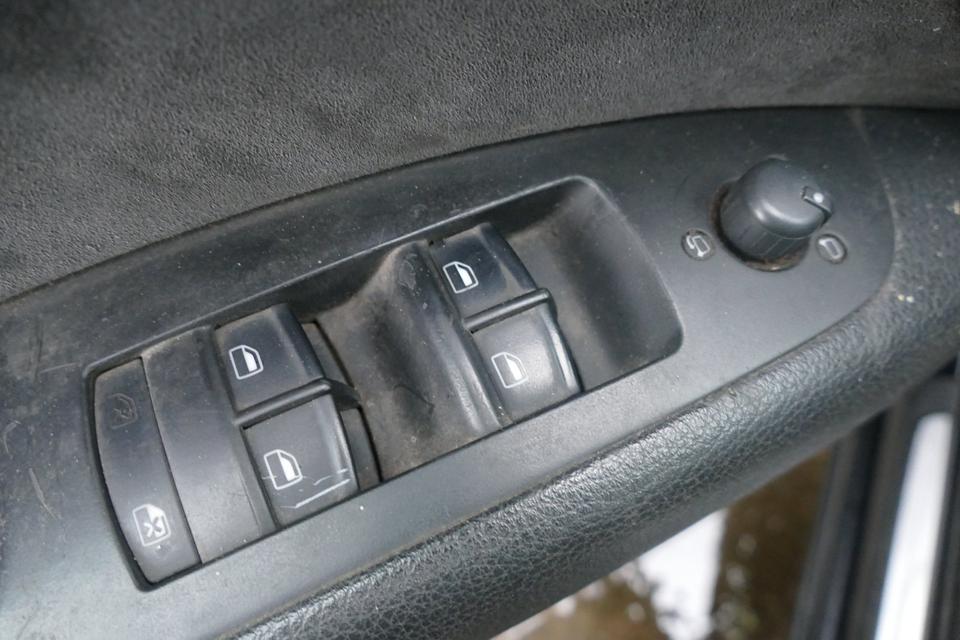 Audi Q7 2007 — photo 8