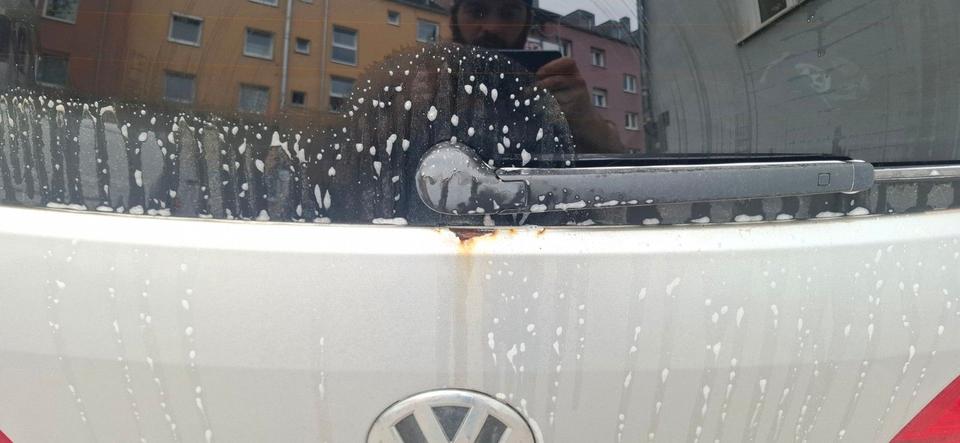 Volkswagen Touran 2010 — двигун