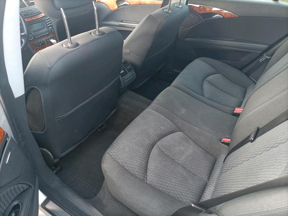 Mercedes Benz E 220 2005 — photo 9