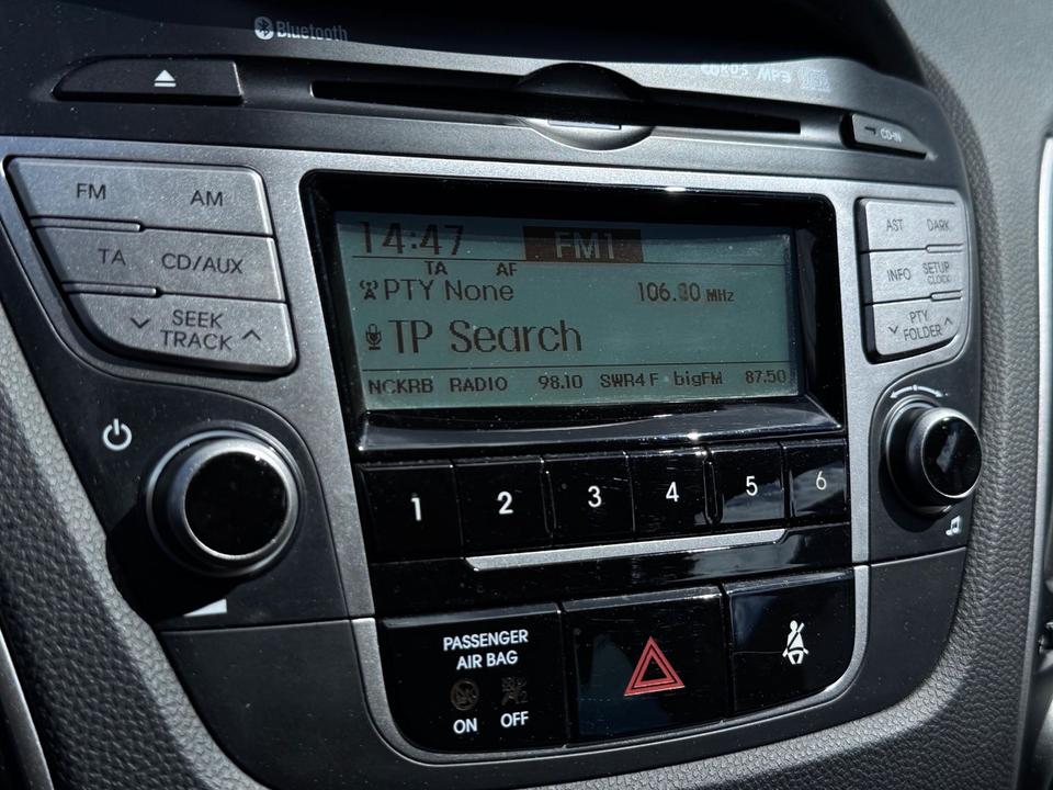 Hyundai ix35 2012 — photo 6