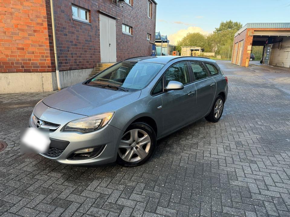 Opel Astra 2012 — авто для ЗСУ з Європи