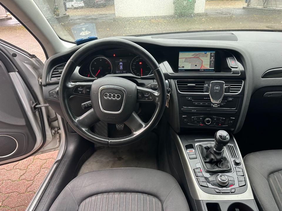 Audi A4 2008 — двигун