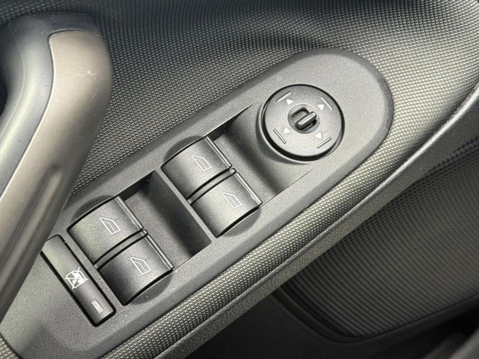 Ford S-Max 2006 — photo 17