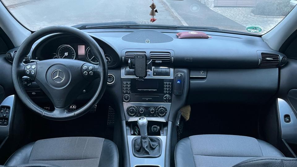 Mercedes Benz C 220 2005 — фото 6