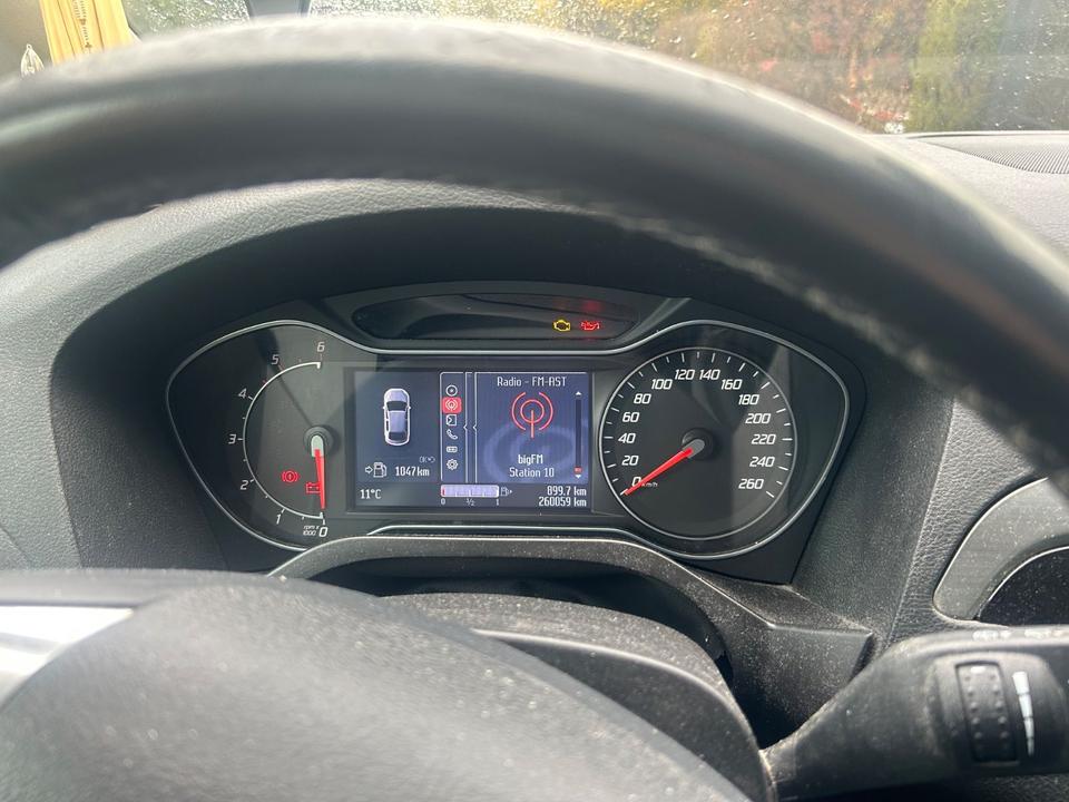Ford S-Max 2011 — engine