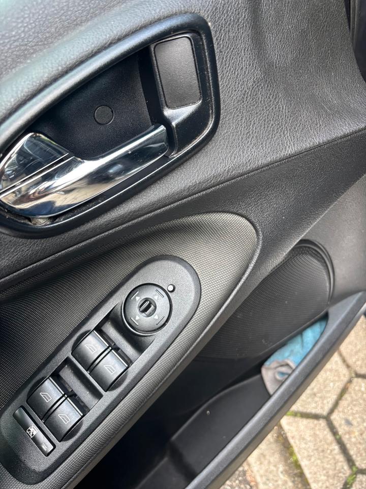 Ford S-Max 2007 — photo 12