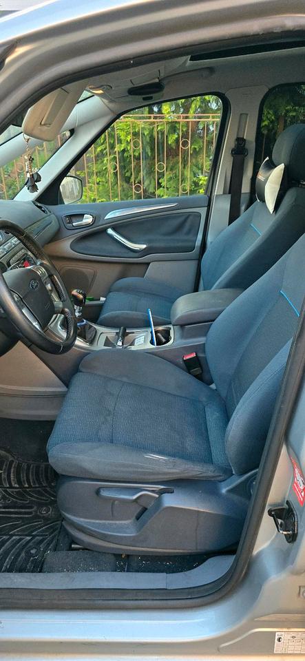 Ford S-Max 2008 — photo 20