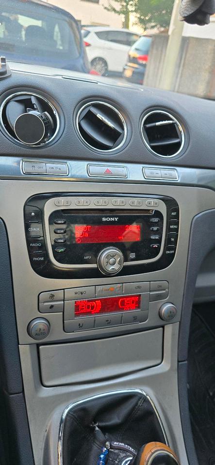 Ford S-Max 2008 — photo 8