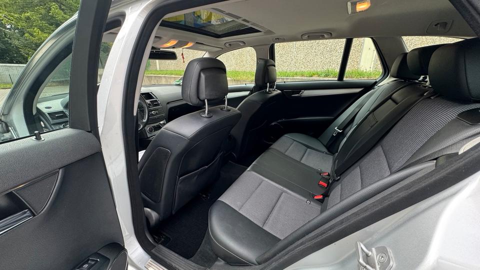 Mercedes Benz C 220 2008 — photo 10