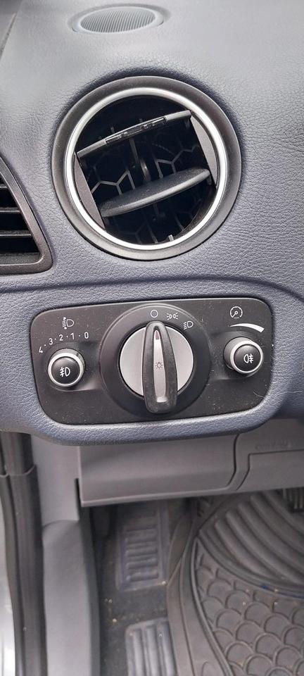 Ford S-Max 2010 — photo 12