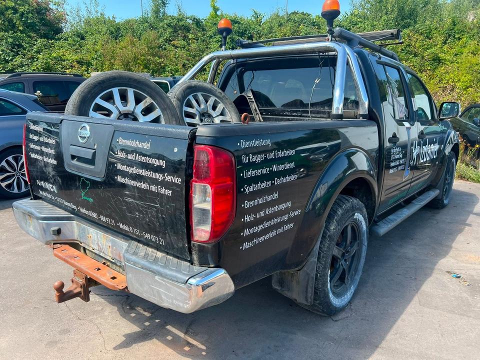 Nissan Navara 2012 — photo 7