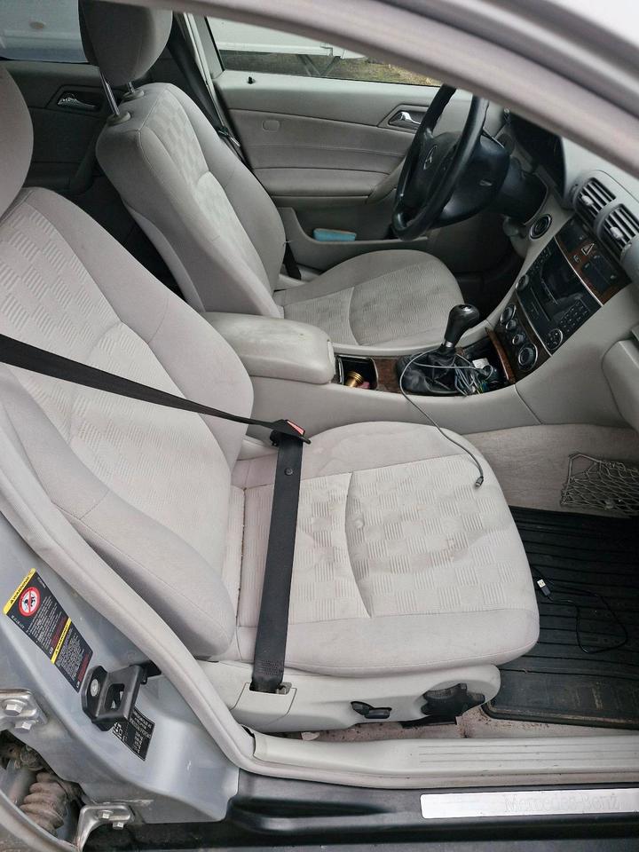 Mercedes Benz C 180 2007 — photo 8