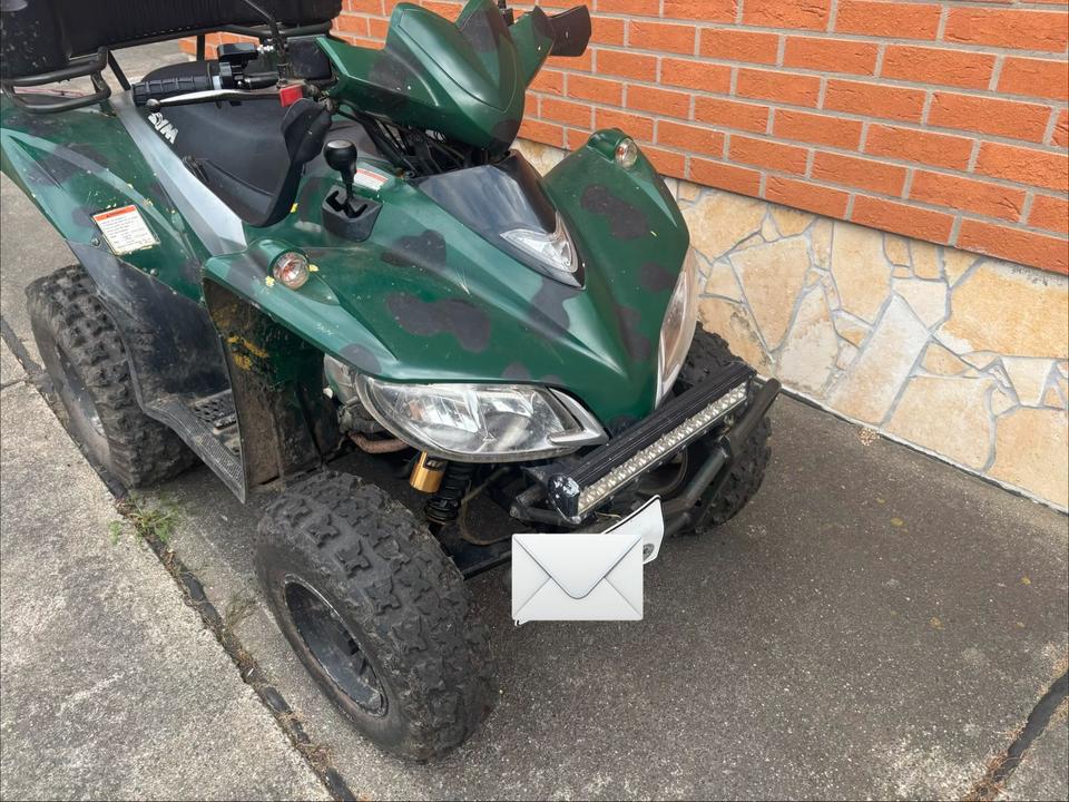 Weitere Motorräder SYM Quad 200 2006 — салон