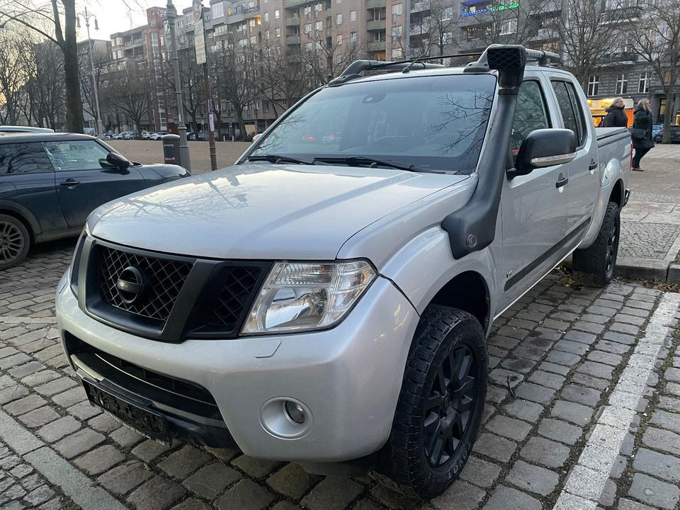 Nissan Navara, 2012