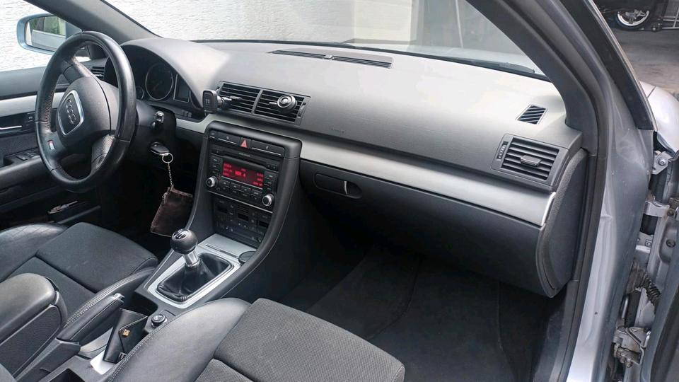 Audi A4 2007 — двигун