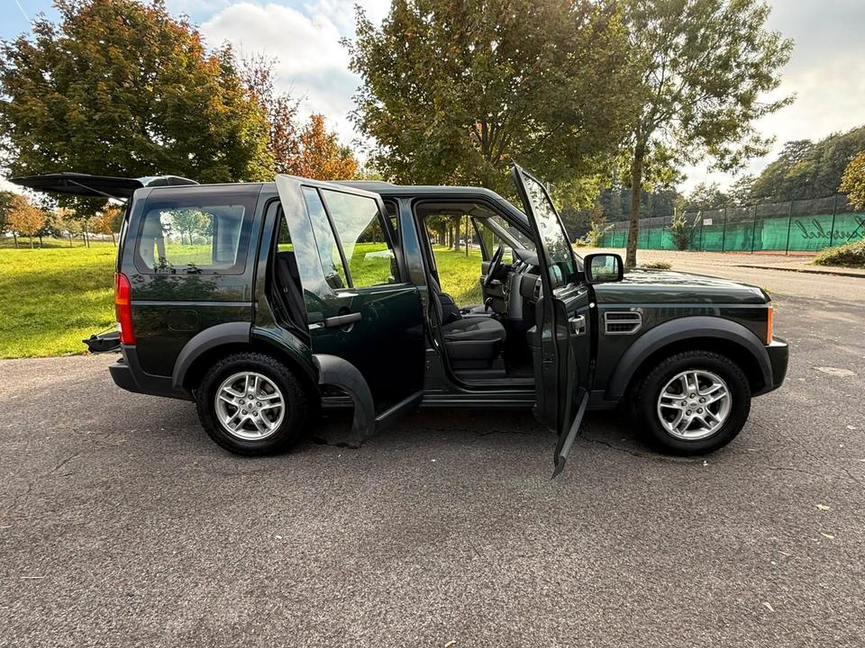 Land Rover Discovery 2008 — photo 10