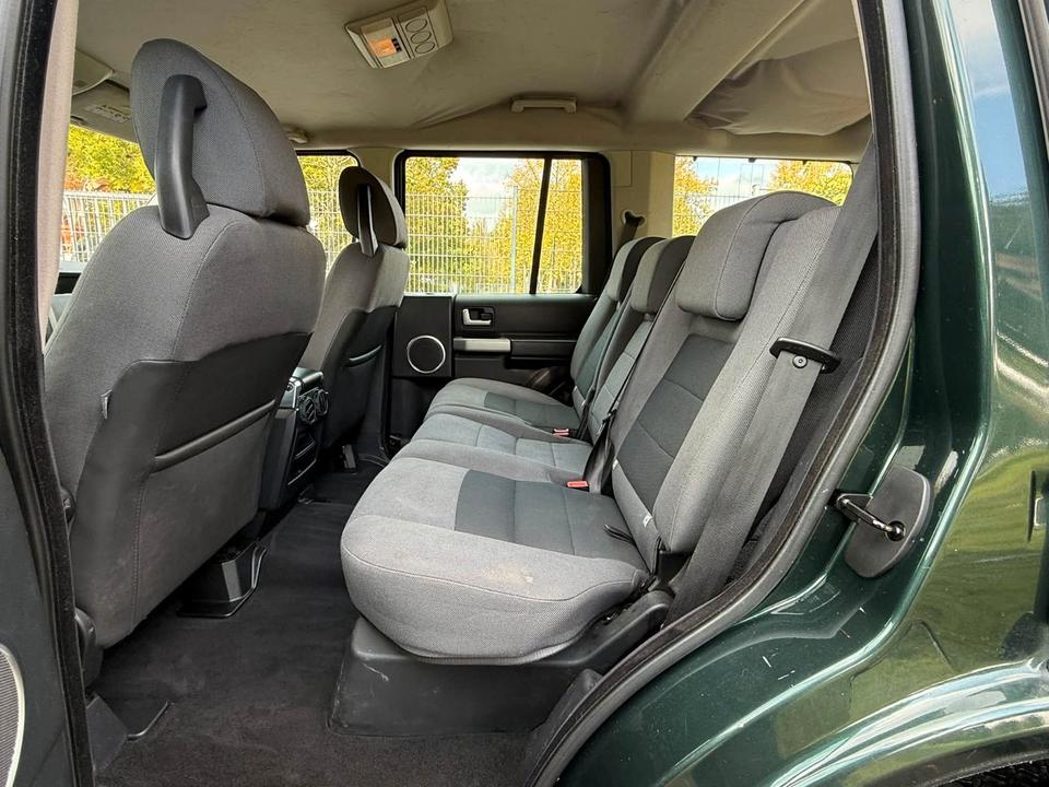 Land Rover Discovery 2008 — photo 17