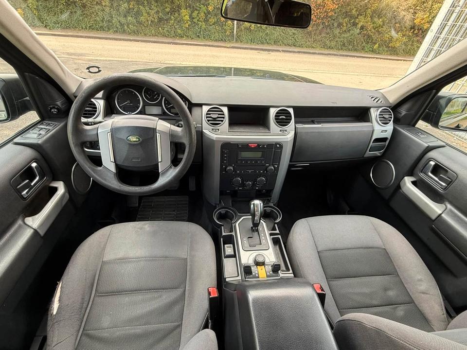 Land Rover Discovery 2008 — photo 18