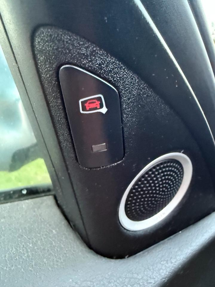 Audi A4 2008 — photo 10