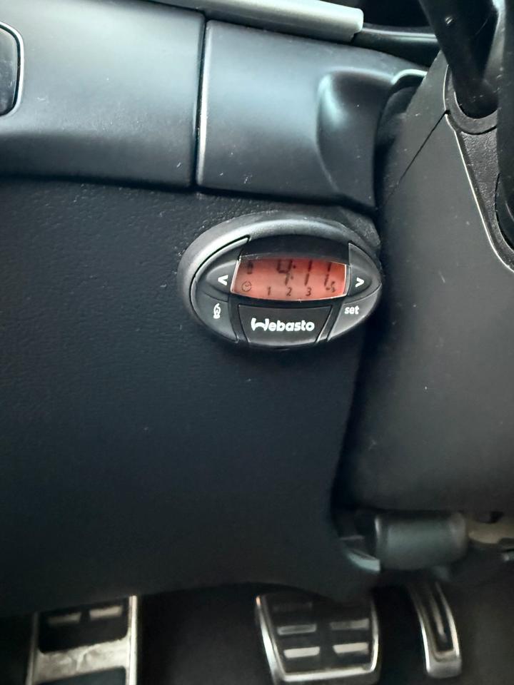 Audi A4 2008 — photo 18