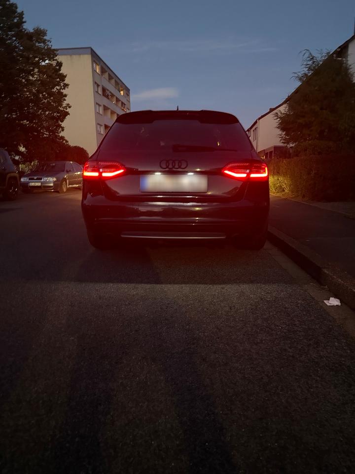 Audi A4 2008 — photo 7