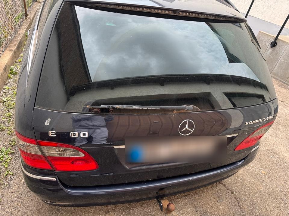 Mercedes Benz E 220 2007 — photo 5