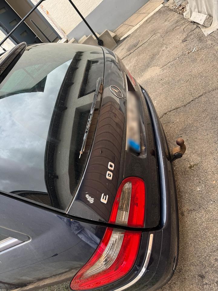 Mercedes Benz E 220 2007 — photo 6