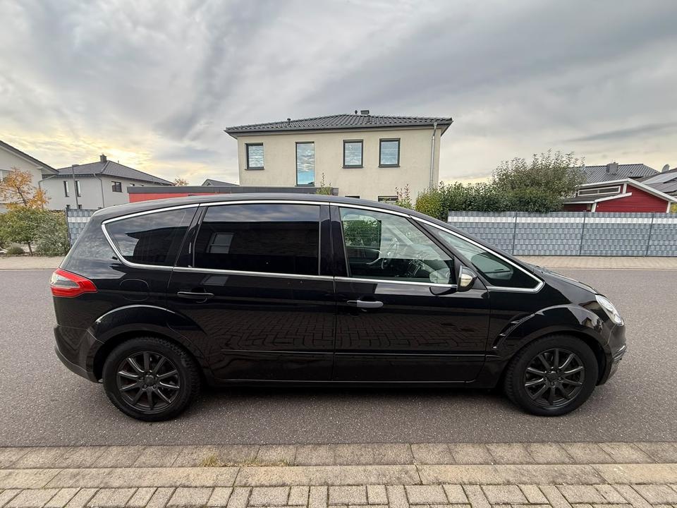 Ford S-Max 2012 — двигун