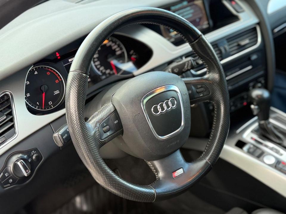 Audi A4 2010 — photo 10