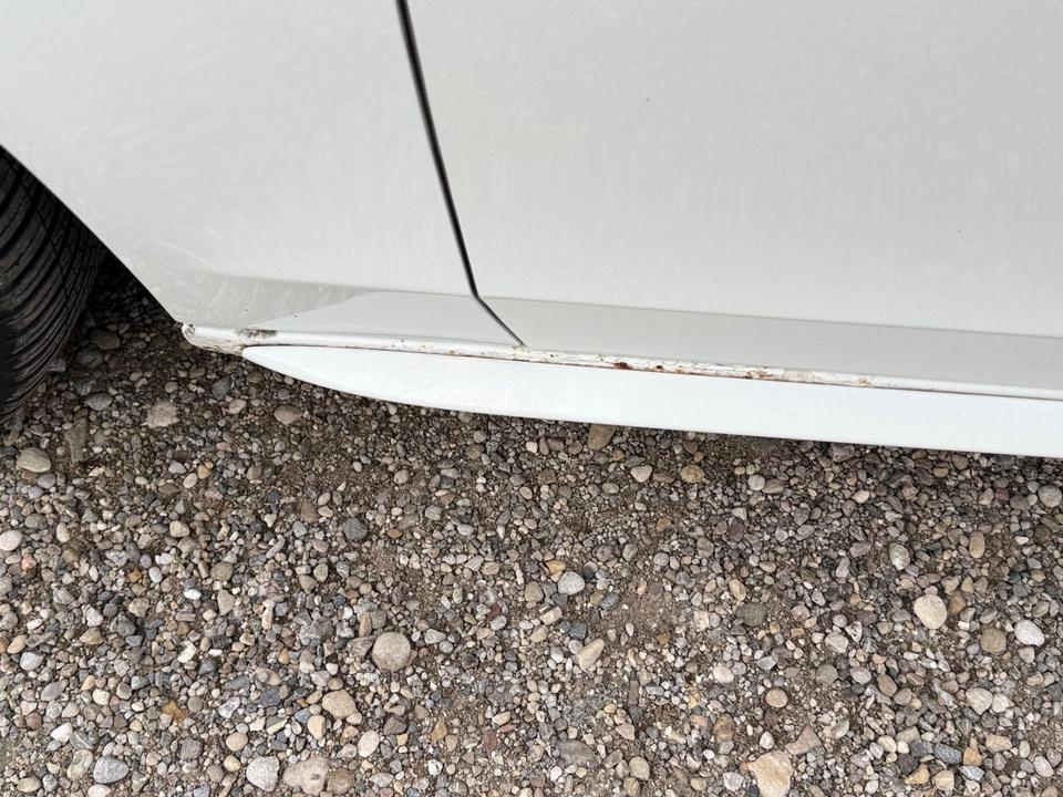 Audi A4 2010 — photo 21