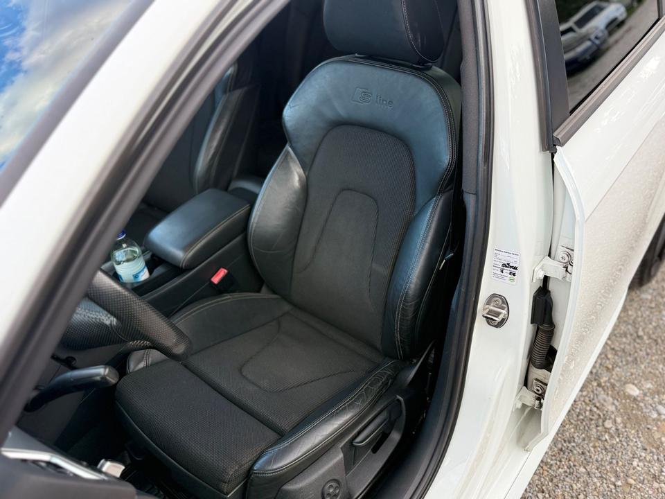 Audi A4 2010 — photo 8