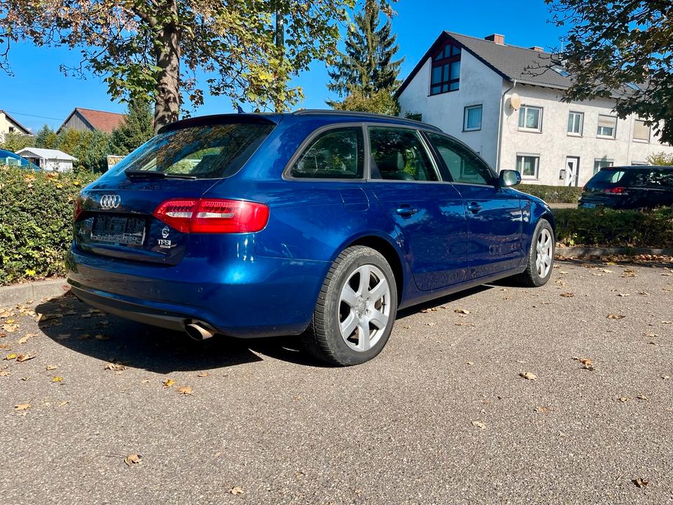 Audi A4 2013 — interior