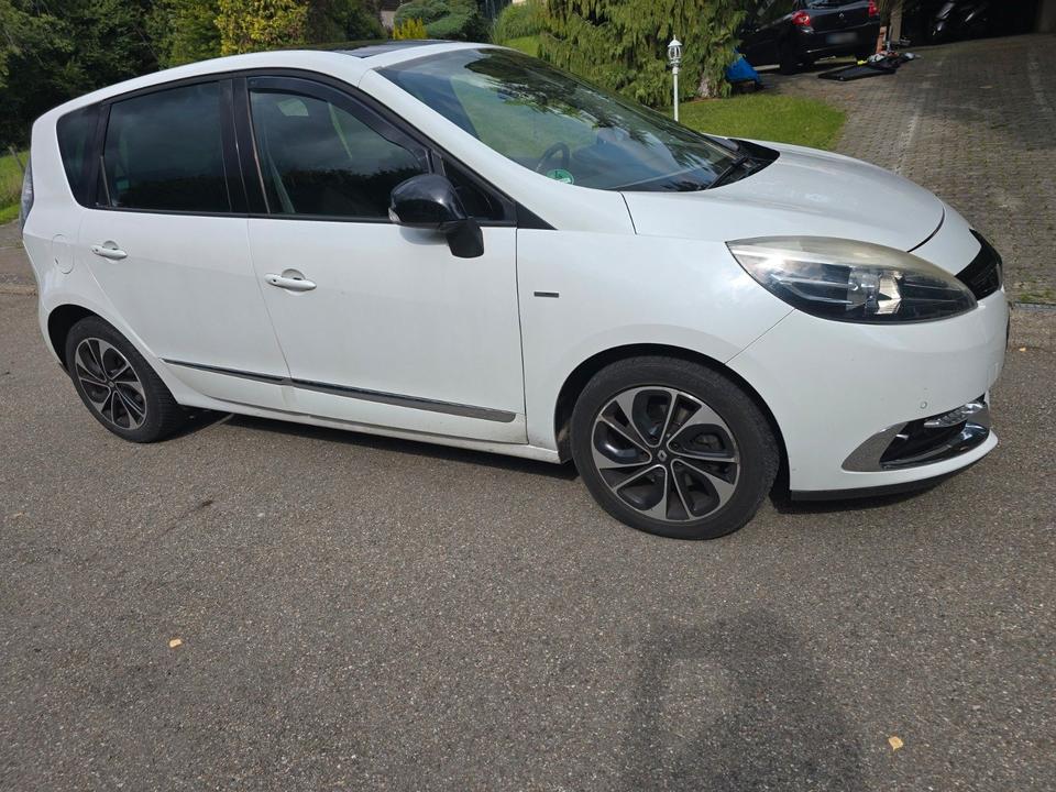 Renault Scenic 2014 — interior