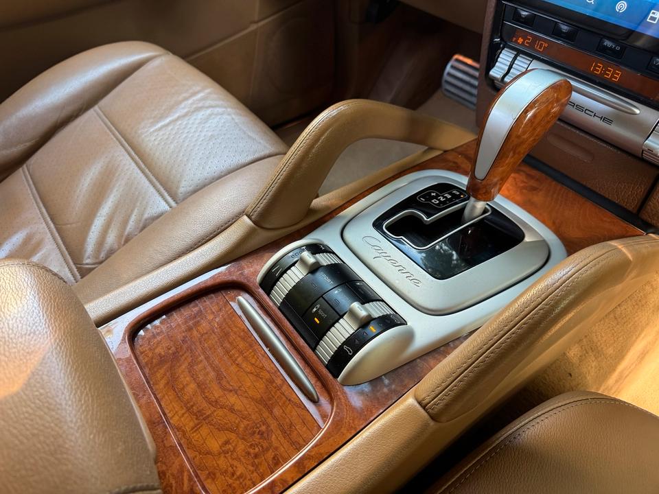 Porsche Cayenne 2013 — photo 10