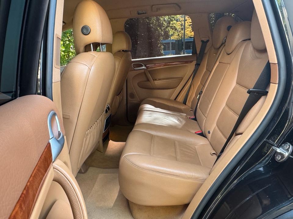 Porsche Cayenne 2013 — photo 12
