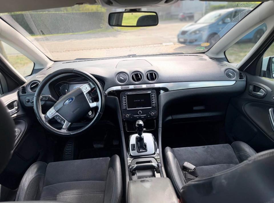Ford S-Max 2014 — салон