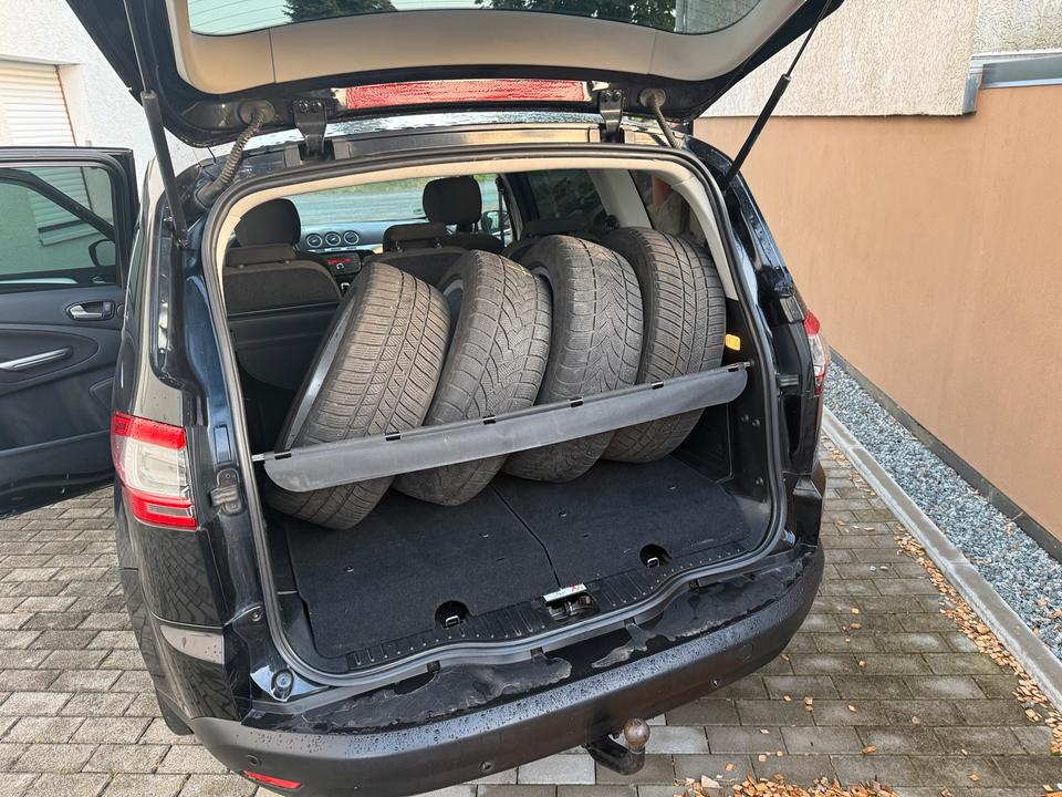 Ford Focus 2012 — photo 6