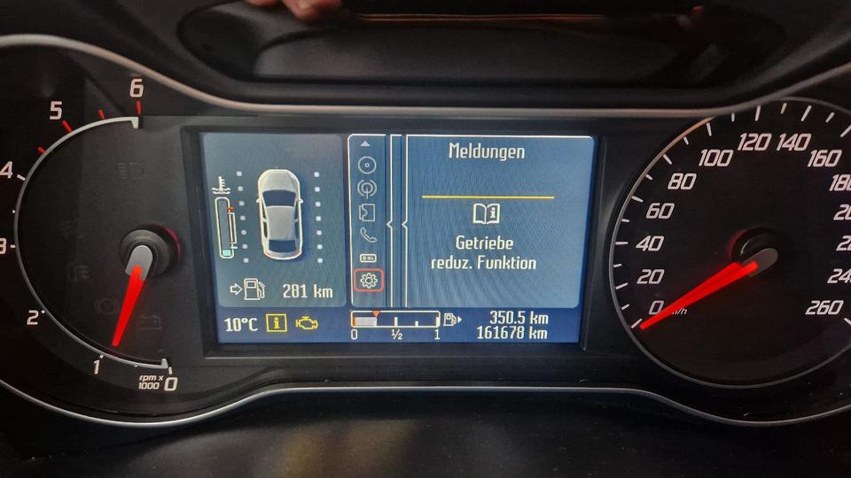 Ford Mondeo 2014 — photo 17