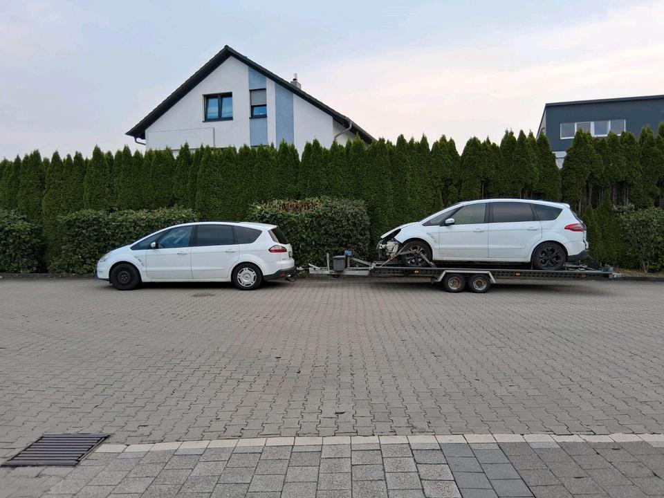 Ford S-Max 2010 — photo 5
