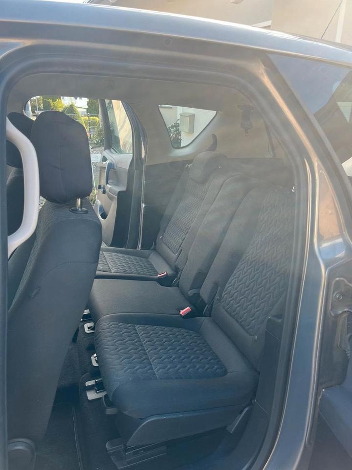 Opel Meriva 2013 — photo 8