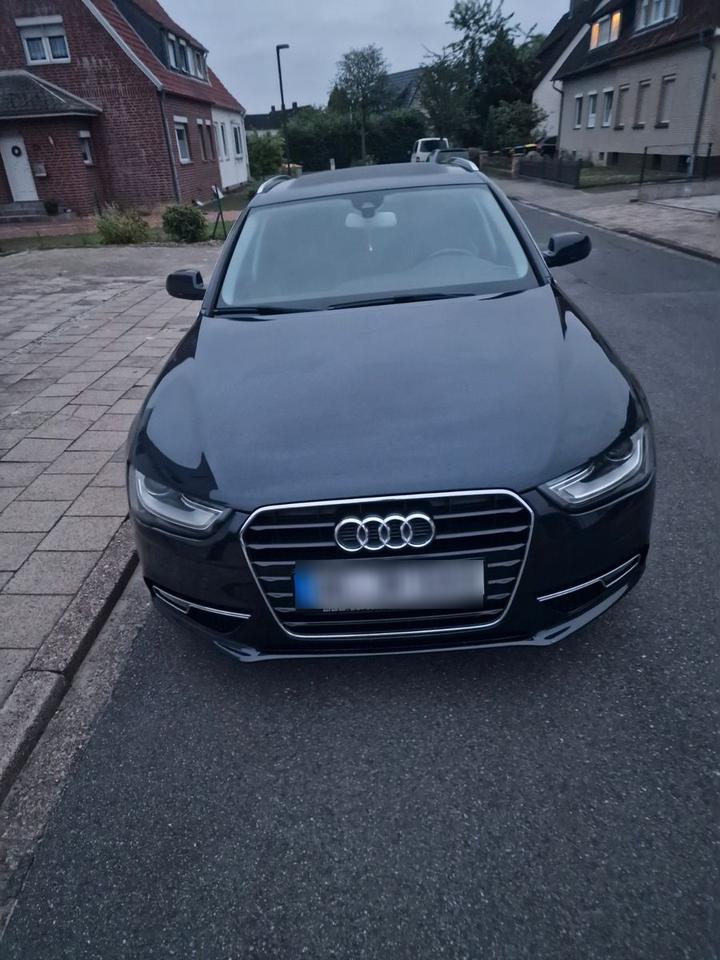 Audi A4 2012 — interior
