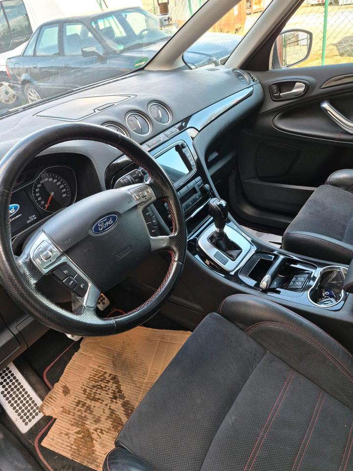 Ford S-Max 2012 — photo 5