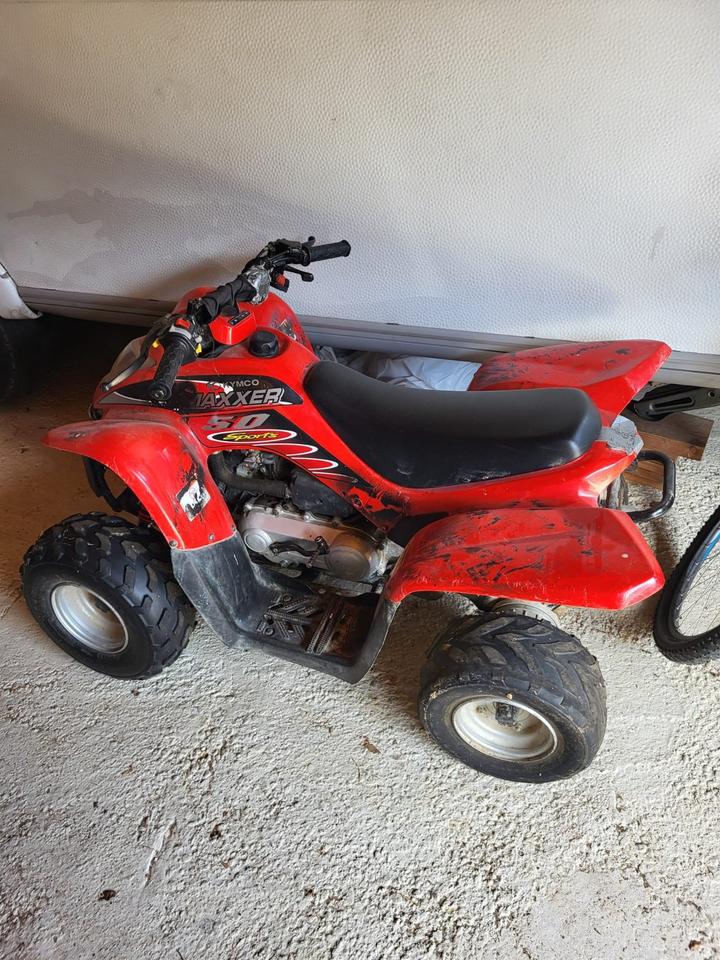 Kymco Gelöscht • Quad Kymco Maxxer 50 2015 — салон