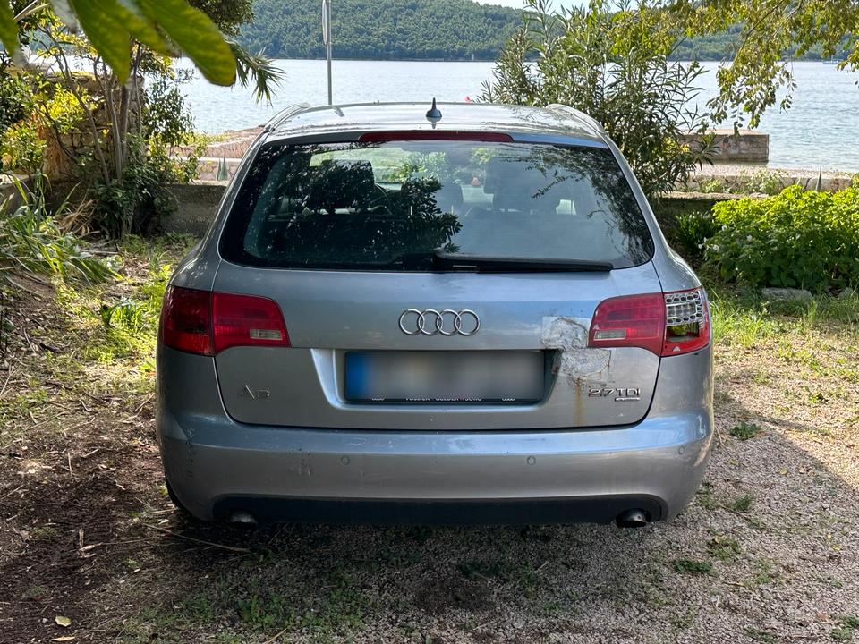 Audi A6 2007 — вигляд ззаду