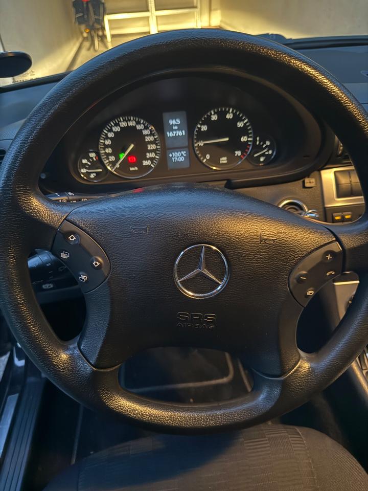 Mercedes Benz C 180 2006 — photo 10