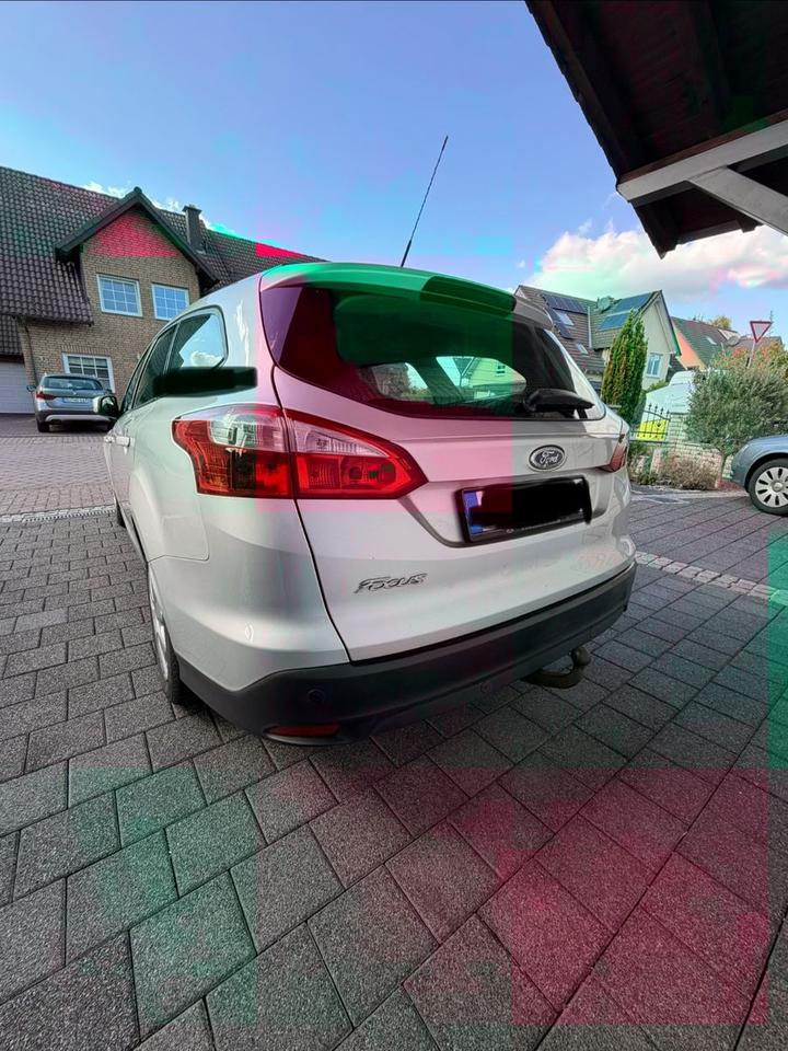 Ford Focus 2011 — engine